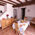 House Overlooking Near Tuscany Hébergement de vacances Casella (Umbria)