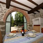 Hébergement de vacances House Overlooking Near Tuscany *