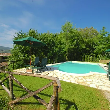 Ferienhaus House Overlooking Near Tuscany Casella (Umbria)