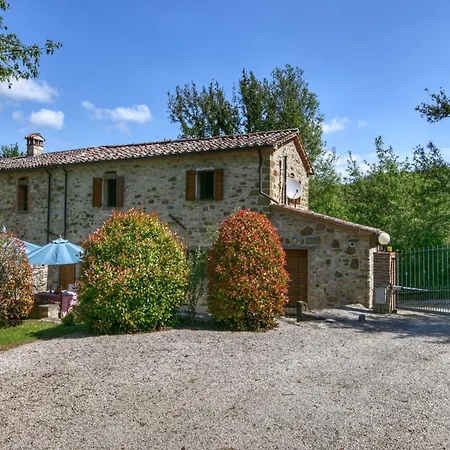 House Overlooking Near Tuscany Casella (Umbria)