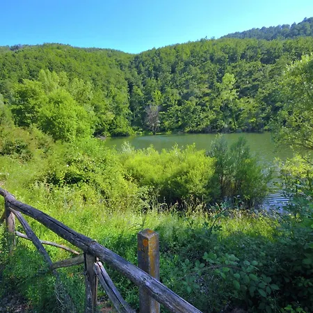 House Overlooking Near Tuscany * Casella (Umbria)