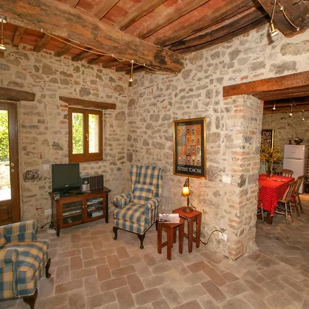 Ferienhaus House Overlooking Near Tuscany Casella (Umbria)