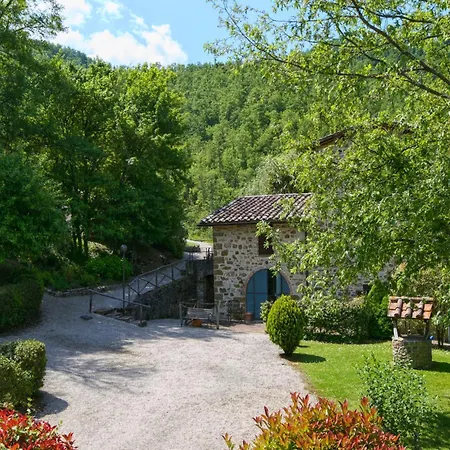 House Overlooking Near Tuscany Ferienhaus