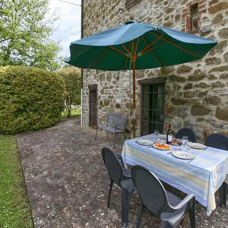 House Overlooking Near Tuscany Ferienhaus Casella (Umbria)