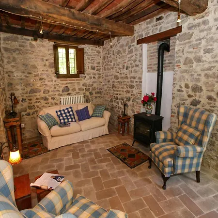 House Overlooking Near Tuscany Feriehus *