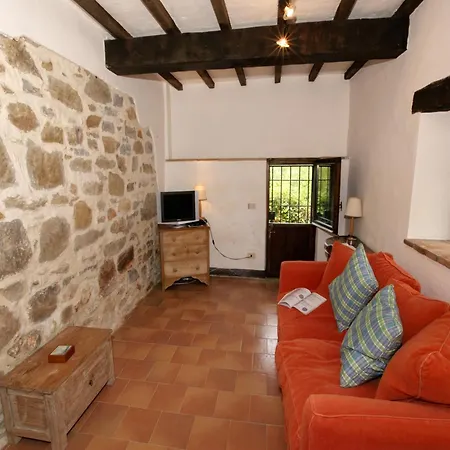 בית נופש House Overlooking Near Tuscany